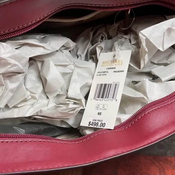 MICHAEL KORS | Carmen Tote Bag | Faux Saffiano Leather | Mulberry - Picture 13 of 14